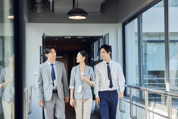 如何有效吸引客户更换目标店铺：创业者的实用策略 图2