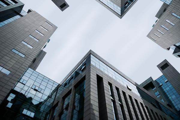 周生生网红款产品：时尚潮流的新选择 图2