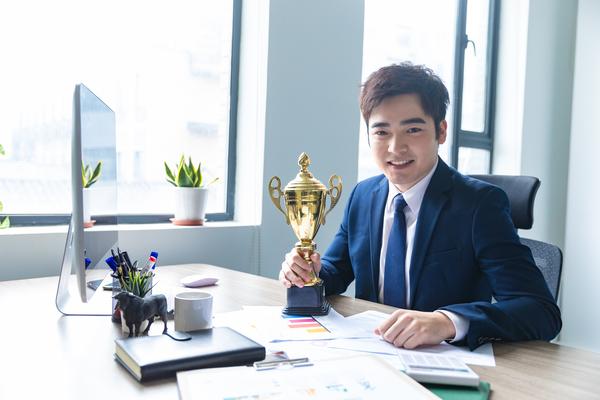 商务咨询与税务咨询：金融居间领域的核心驱动力 图1