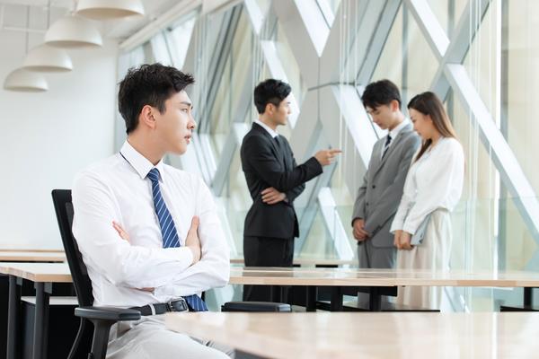 宿舍人际关系:如何建立良好关系图1