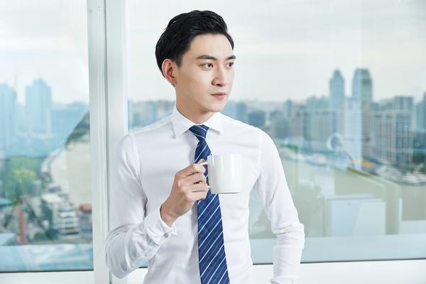 在线办公室项目管理：数字化转型中的高效协作与创新实践 图1