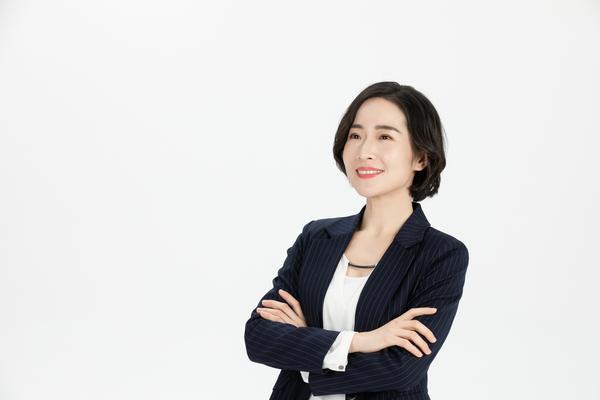 性感内衣装扮礼包，打造独特魅力女性形象图1