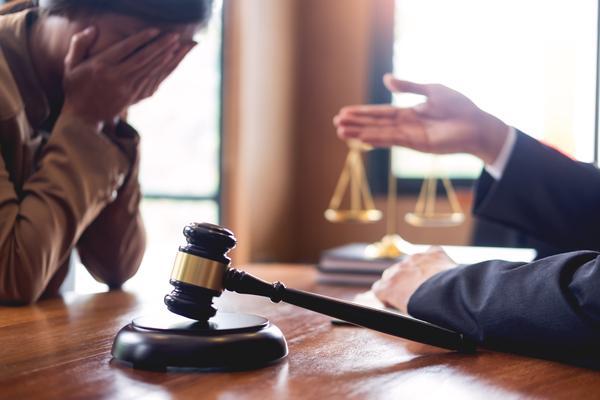 援助律师一个月多少钱：揭秘律师援助服务的价格标准 图1