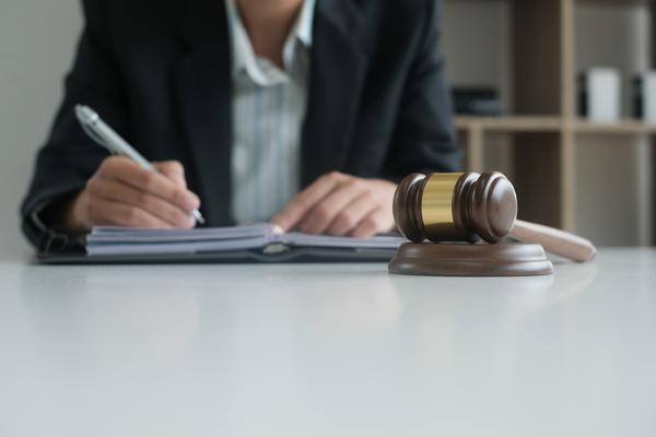 《中华人民共和国刑法关于夫妻共同债务的规定与实践探讨》图1