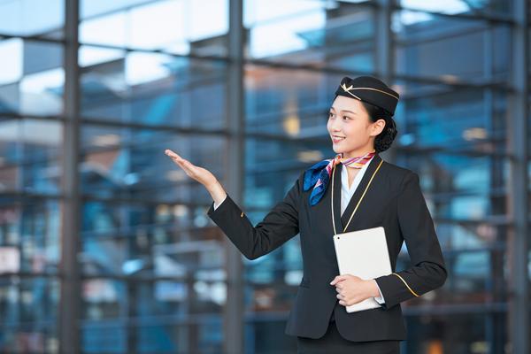 大学生空乘培训如何选择图1