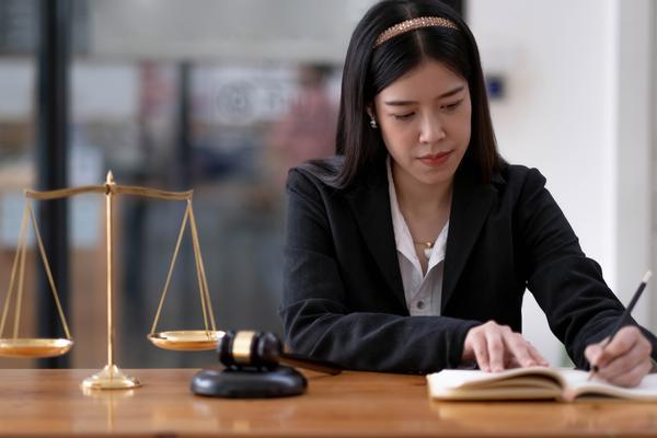 公积金贷款合同获取指南|项目融资关键文件详解 图1