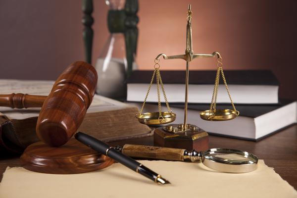 律师事务所与法务公司区别详解：企业法务管理的关键考量 图1