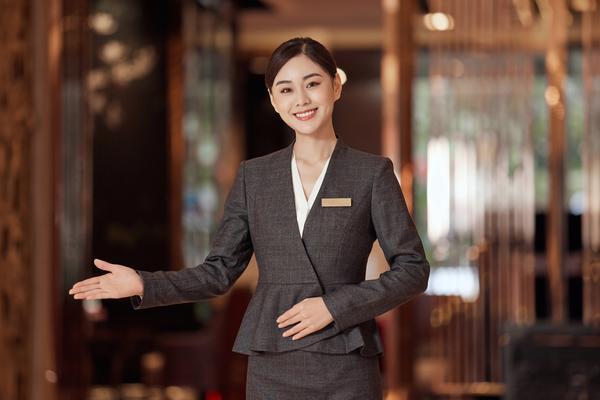 星级酒店前台升级体验:高效服务与非凡体验图1