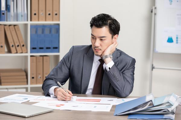 金融理财销售:轻松赚钱还是风险重重? 图2