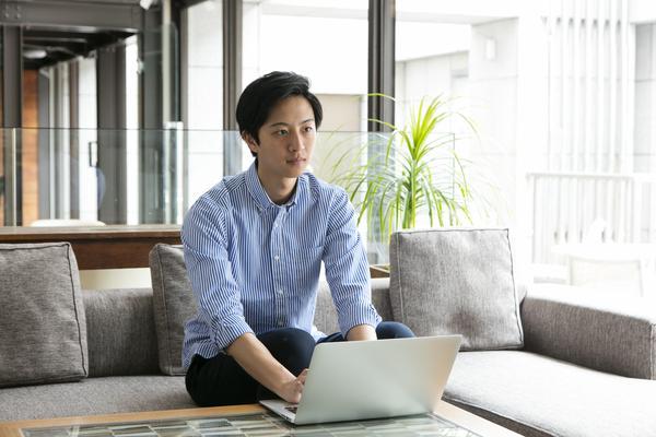 暴龙太阳镜品牌营销朋友圈|社交媒体驱动的品牌价值提升 图2