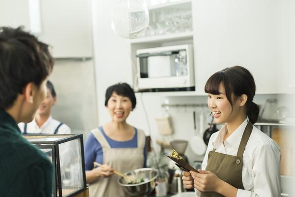 沈阳婚庆用品扇子批发地址|助力创业者开拓市场 图1