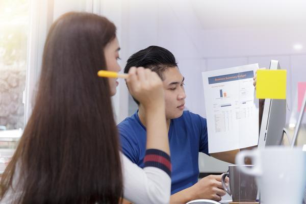 公司并购过程中涉及的中介机构及其作用图1