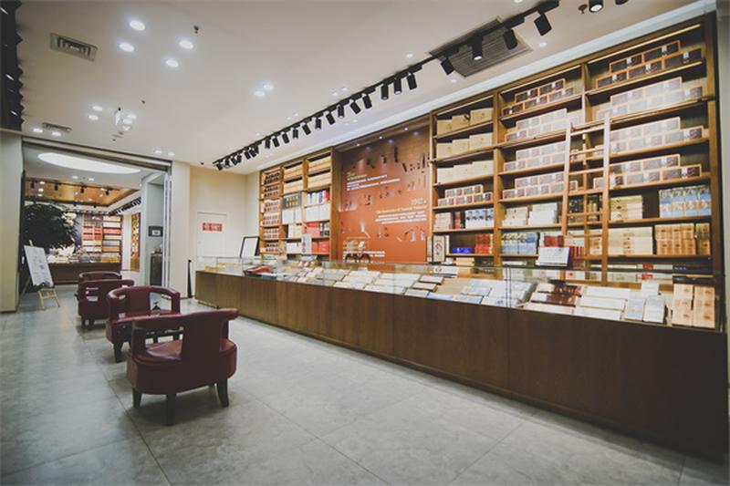 附近名牌运动服专卖店推荐图1